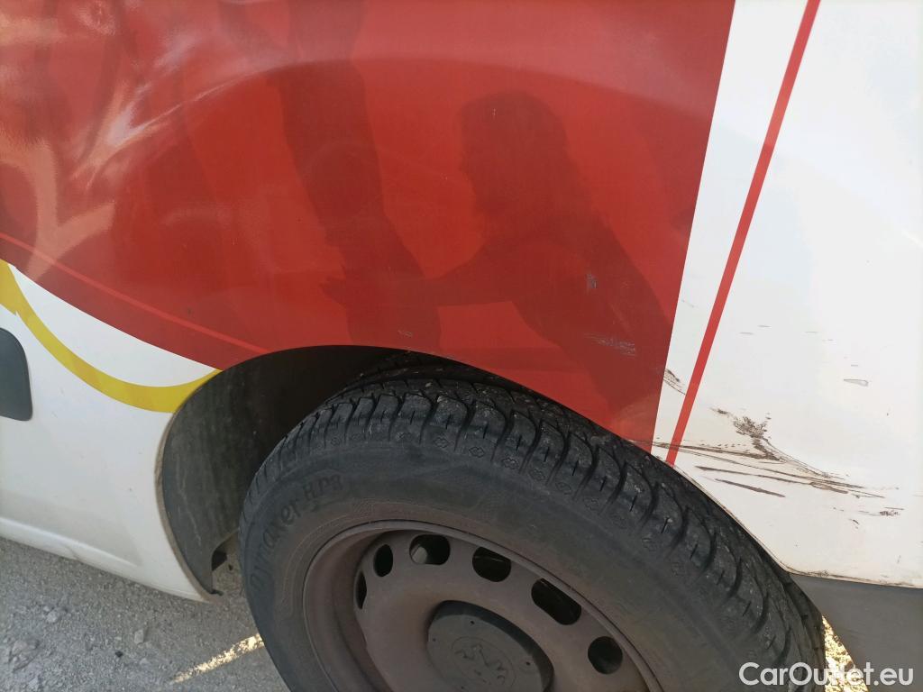  Peugeot  Partner PEUGEOT  VU 4p 2G furgón derivado de Furgón Confort PackL2 BlueHDi 73KW (100) #5