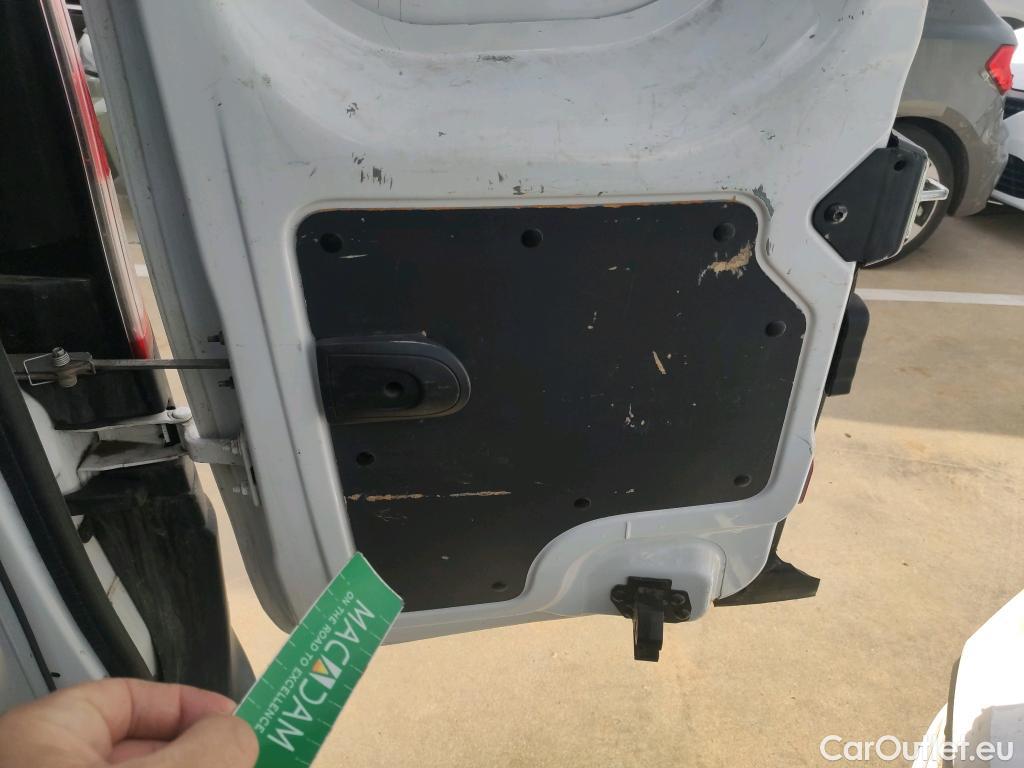  Renault  Kangoo RENAULT  Furgón/2013/3P/furgón derivado de turismo Profesional Blue dCi 70kW (95CV) #16