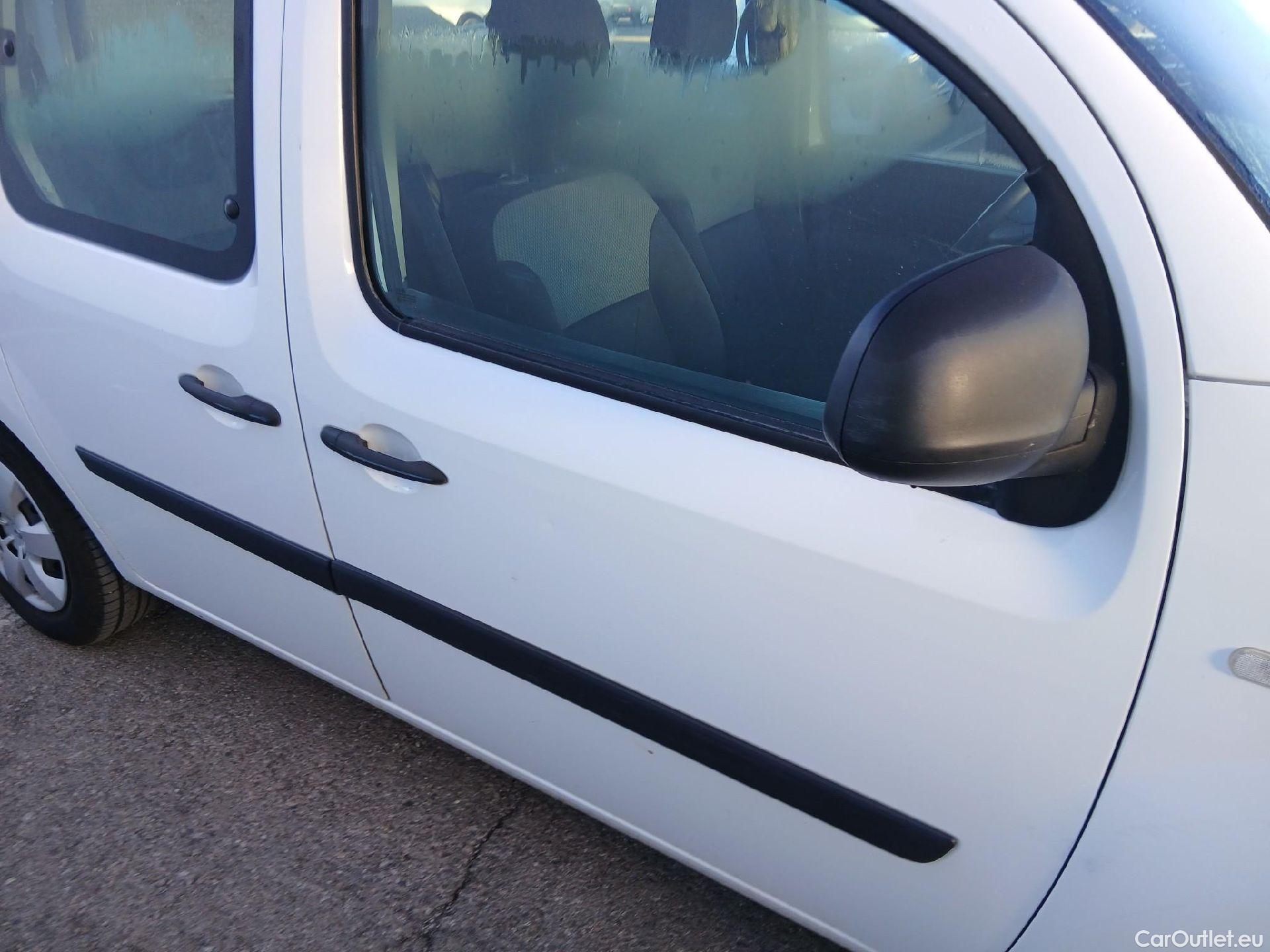  Renault  Kangoo RENAULT  Combi / 2013 / 4P / combi Profesional M1-AF Blue dCi 70 kW (95CV) (CX) #18