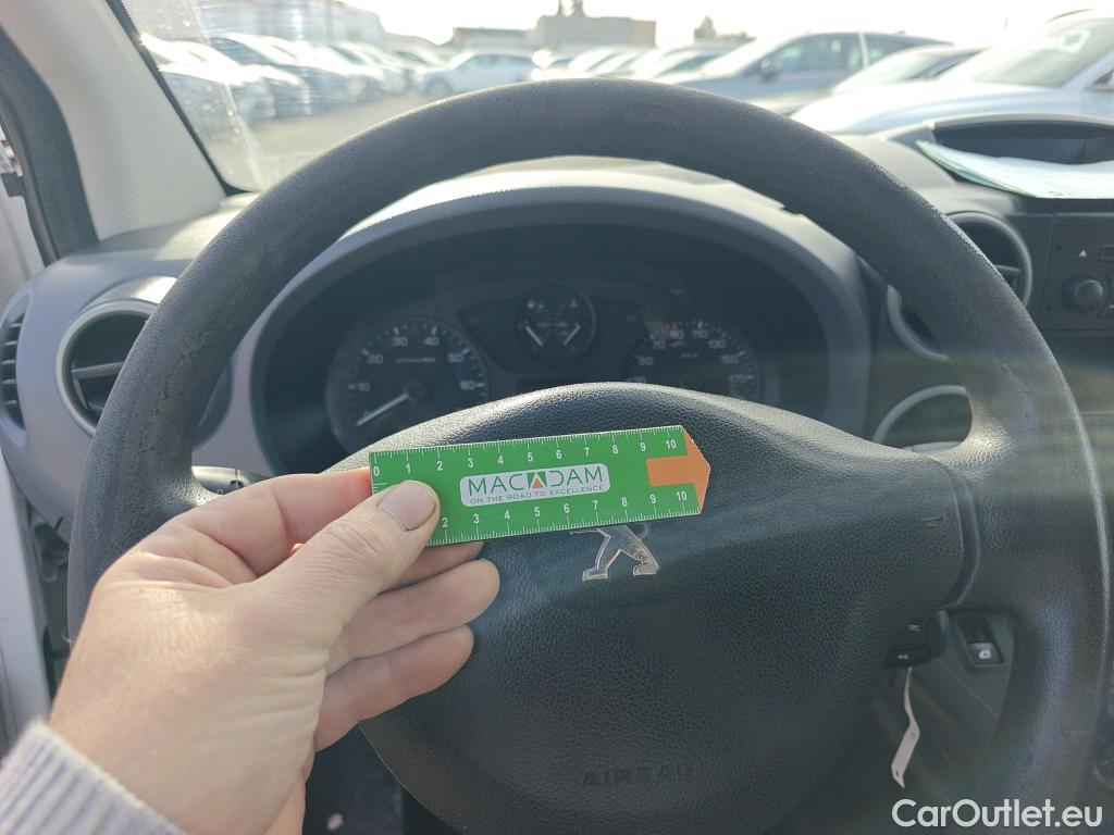  Peugeot  Partner PEUGEOT  VU 3p 2G furgón derivado de Furgón Confort L1 1.6 HDi 75 #63