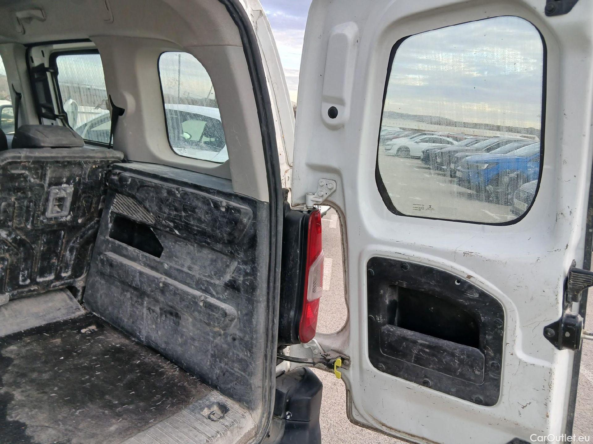  Citroen  Berlingo CITROEN  COMBI Talla M BlueHDi 100 S&S LIVE #3