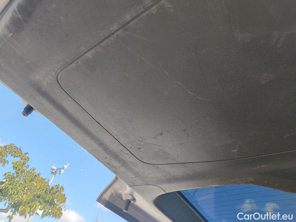  Opel  Vivaro OPEL  / 2019 / 4P / combi 1.5 Diésel 88kW (120CV) M Std Express #46