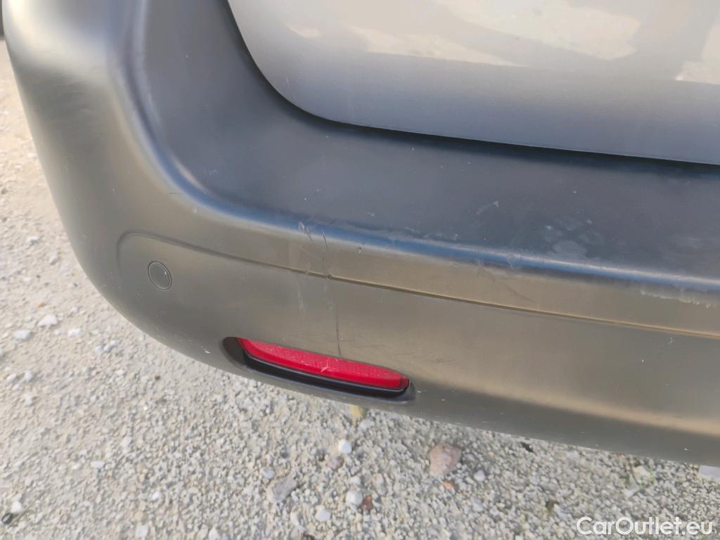  Opel  Vivaro OPEL  / 2019 / 4P / combi 1.5 Diésel 88kW (120CV) M Std Express #61