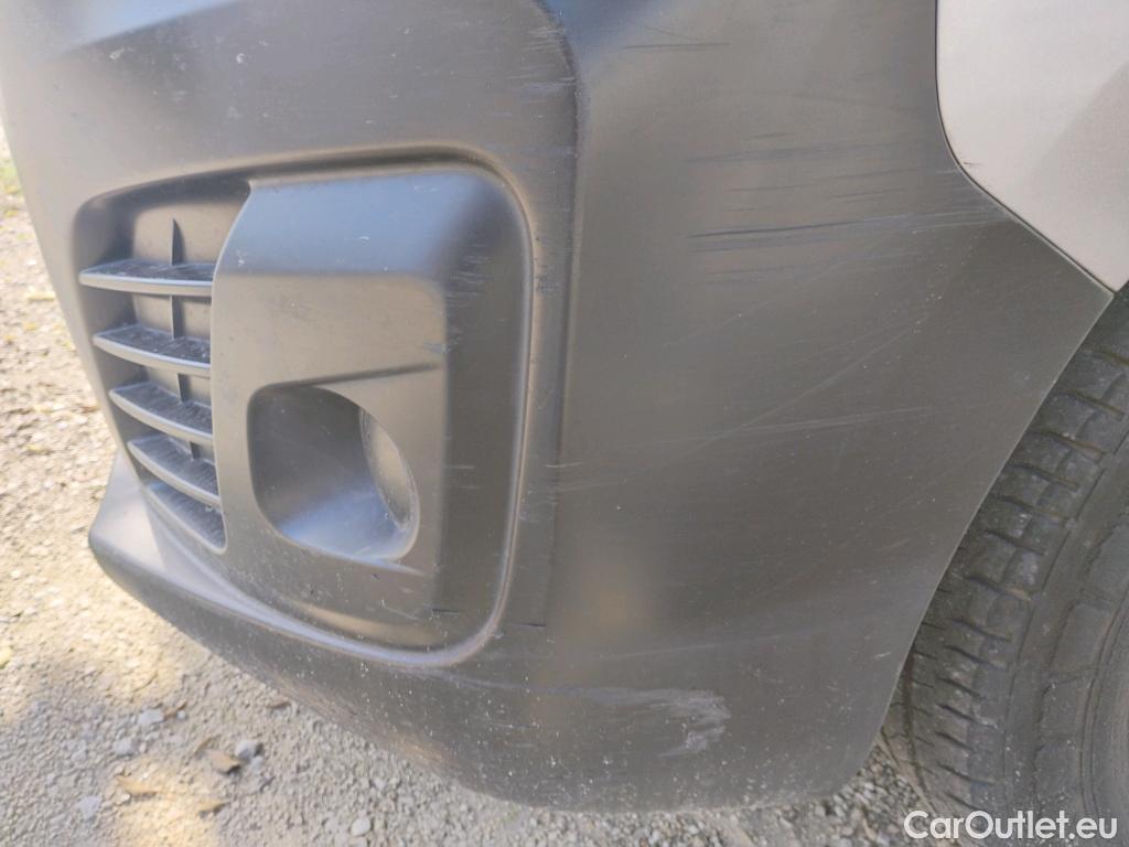  Opel  Vivaro OPEL  / 2019 / 4P / combi 1.5 Diésel 88kW (120CV) M Std Express #50