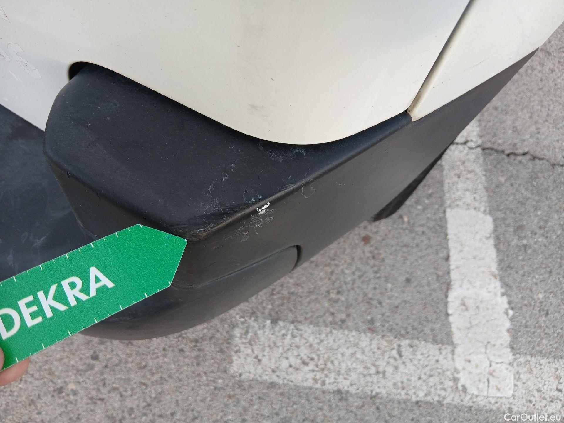  Citroen  Berlingo CITROEN  COMBI Talla M BlueHDi 100 S&S LIVE #33