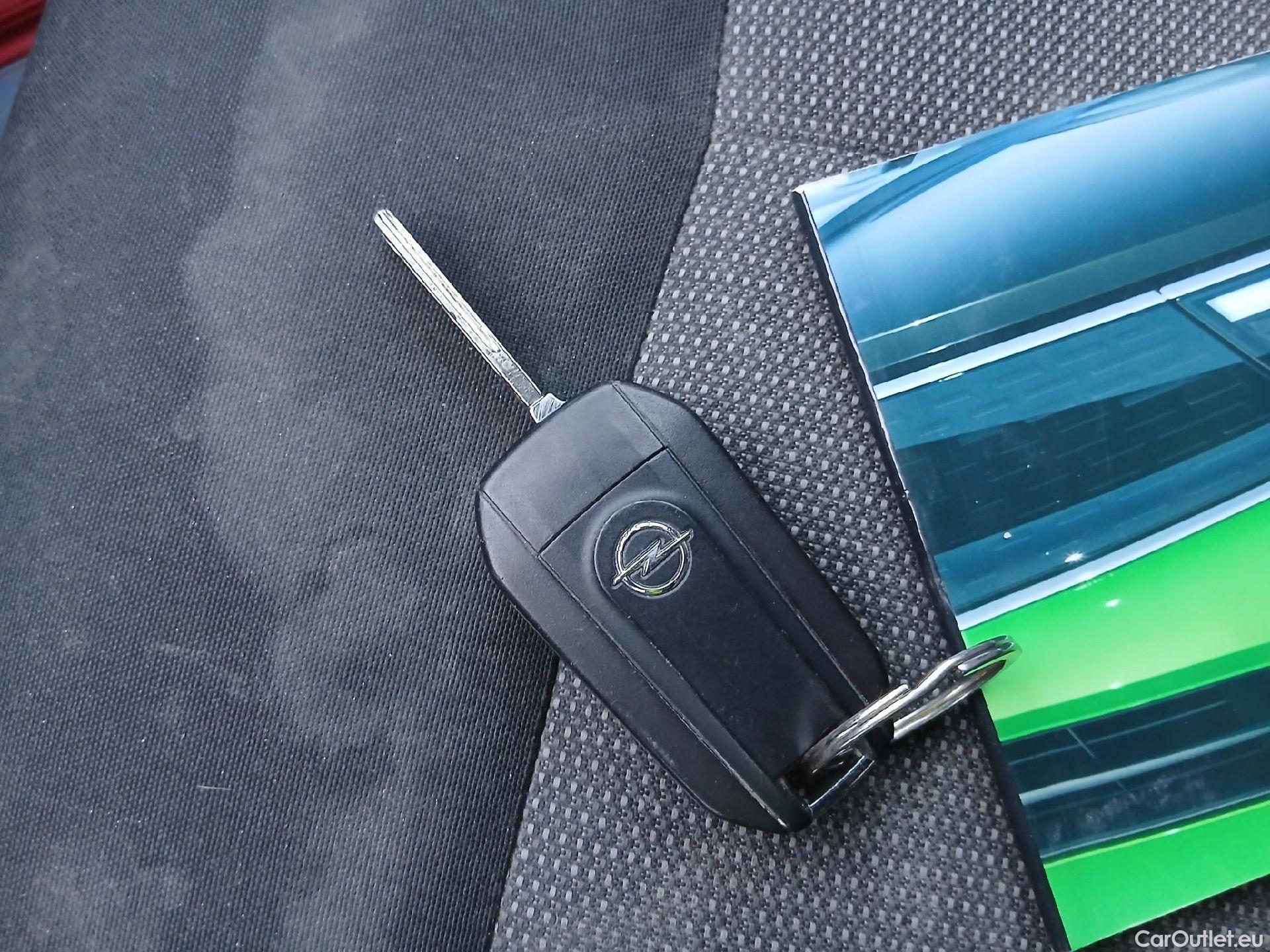  Opel  Vivaro OPEL  / 2019 / 4P / furgón 1.5 Diésel 74kW (100CV) M Std Express (AC) #1