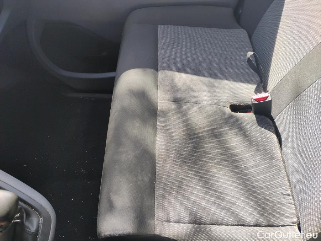  Opel  Vivaro OPEL  / 2019 / 4P / combi 1.5 Diésel 88kW (120CV) M Std Express #33