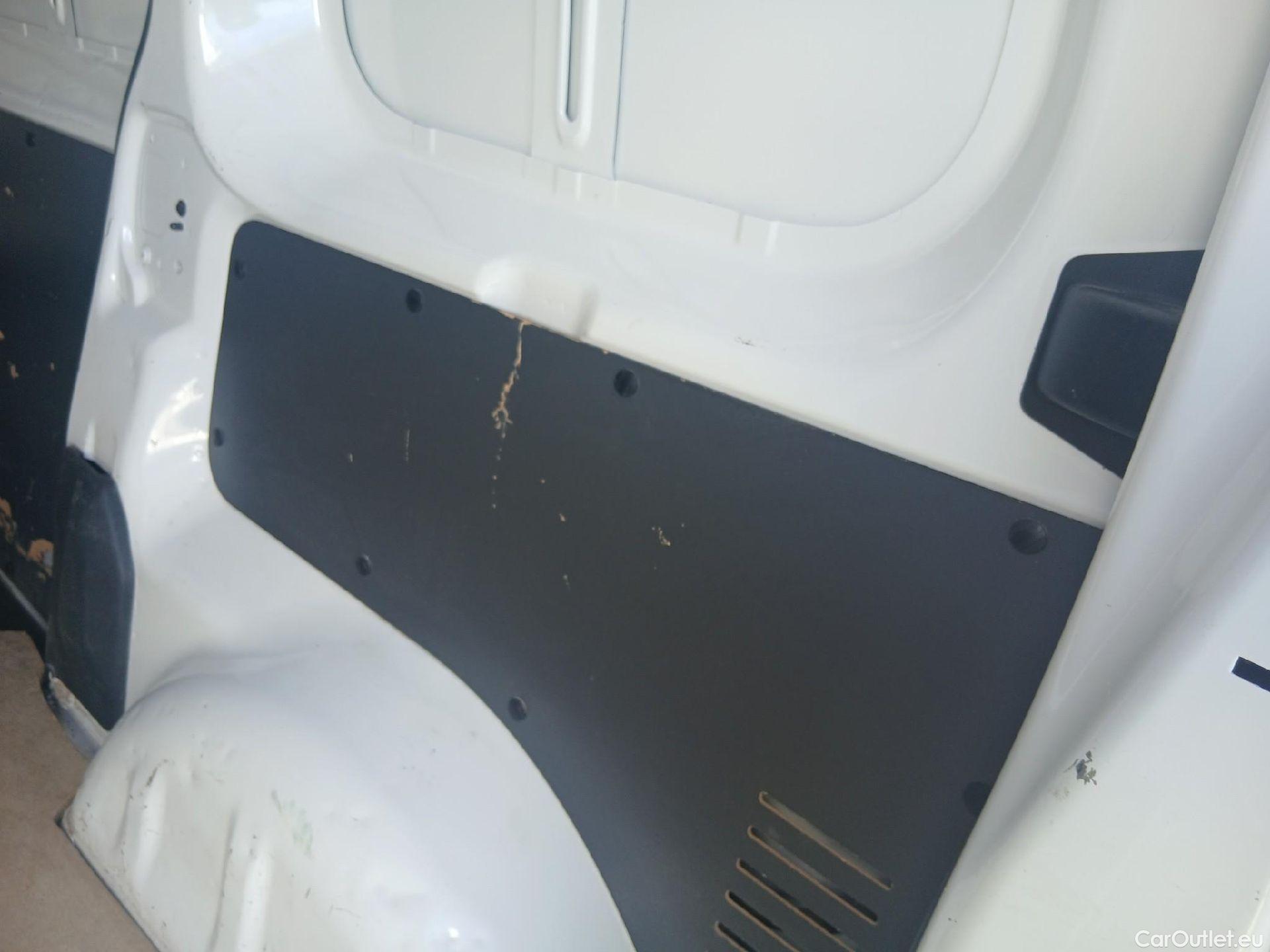  Opel  Vivaro OPEL  / 2019 / 4P / furgón 1.5 Diésel 74kW(100CV)M Std Exp #5