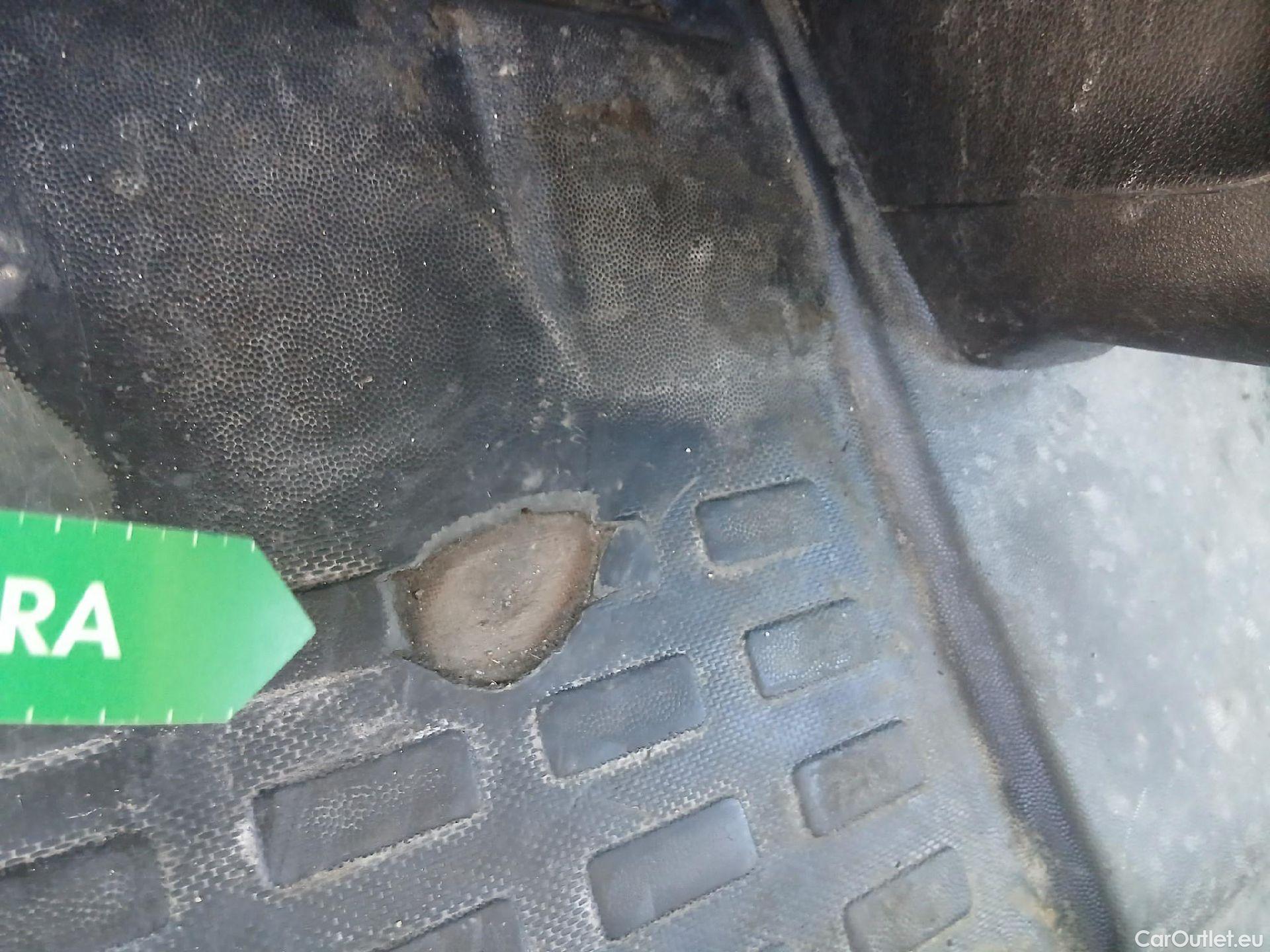  Opel  Vivaro OPEL  / 2019 / 4P / furgón 1.5 Diésel 74kW (100CV) M Std Express (CX) #5