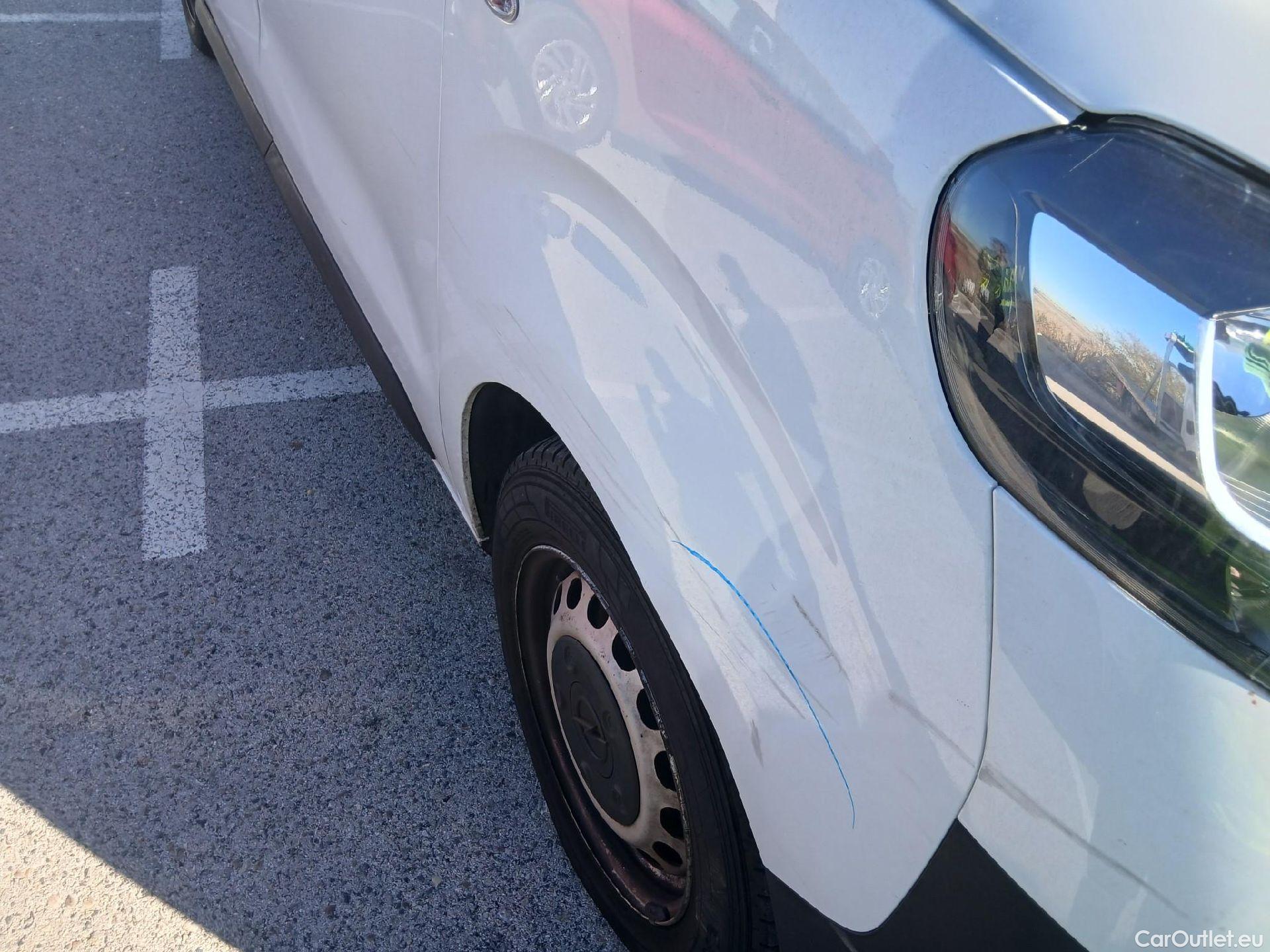  Opel  Vivaro OPEL  / 2019 / 4P / furgón 1.5 Diésel 74kW (100CV) M Std Express (CX) #39