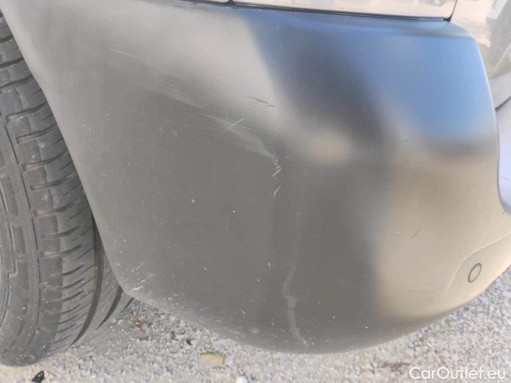  Opel  Vivaro OPEL  / 2019 / 4P / combi 1.5 Diésel 88kW (120CV) M Std Express #62