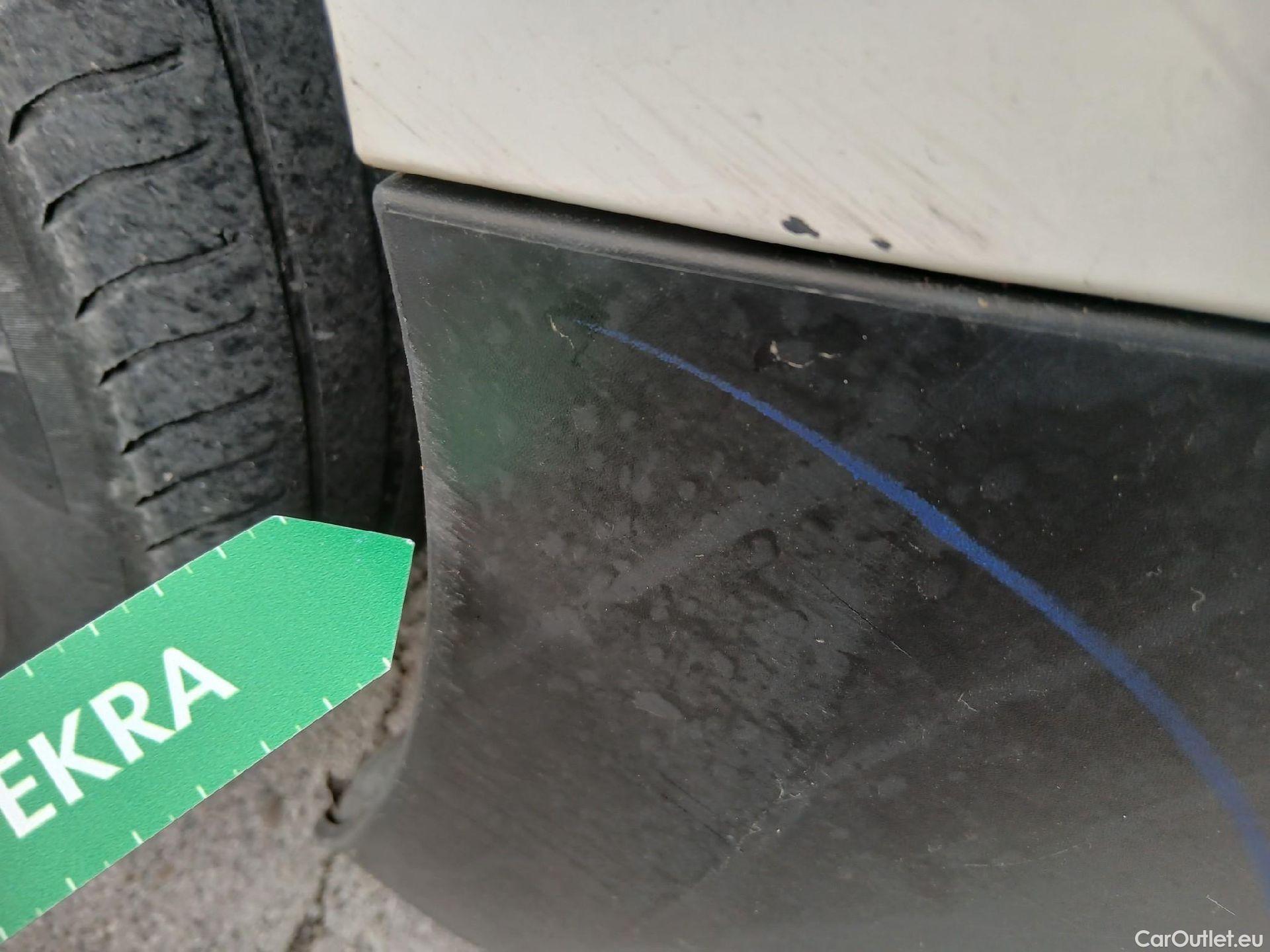  Citroen  Berlingo CITROEN  COMBI Talla M BlueHDi 100 S&S LIVE #16