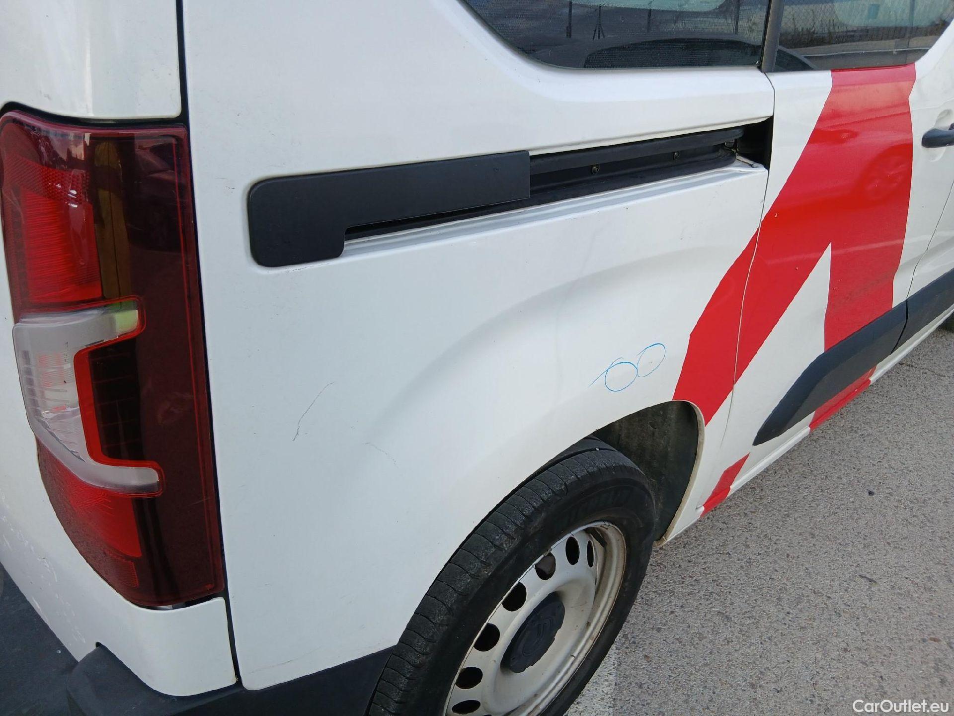  Citroen  Berlingo CITROEN  COMBI Talla M BlueHDi 100 S&S LIVE #34