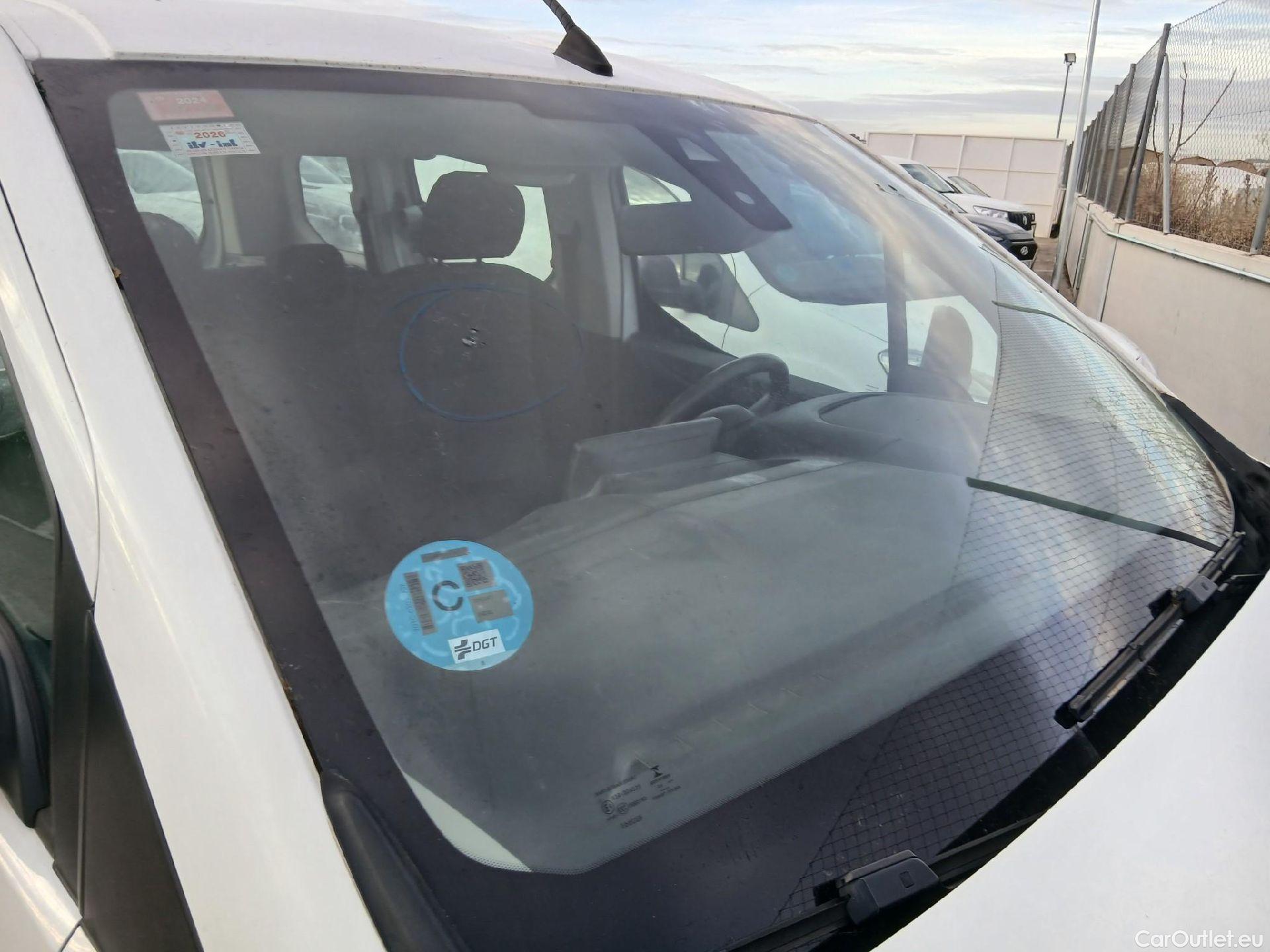  Citroen  Berlingo CITROEN  COMBI Talla M BlueHDi 100 S&S LIVE #13