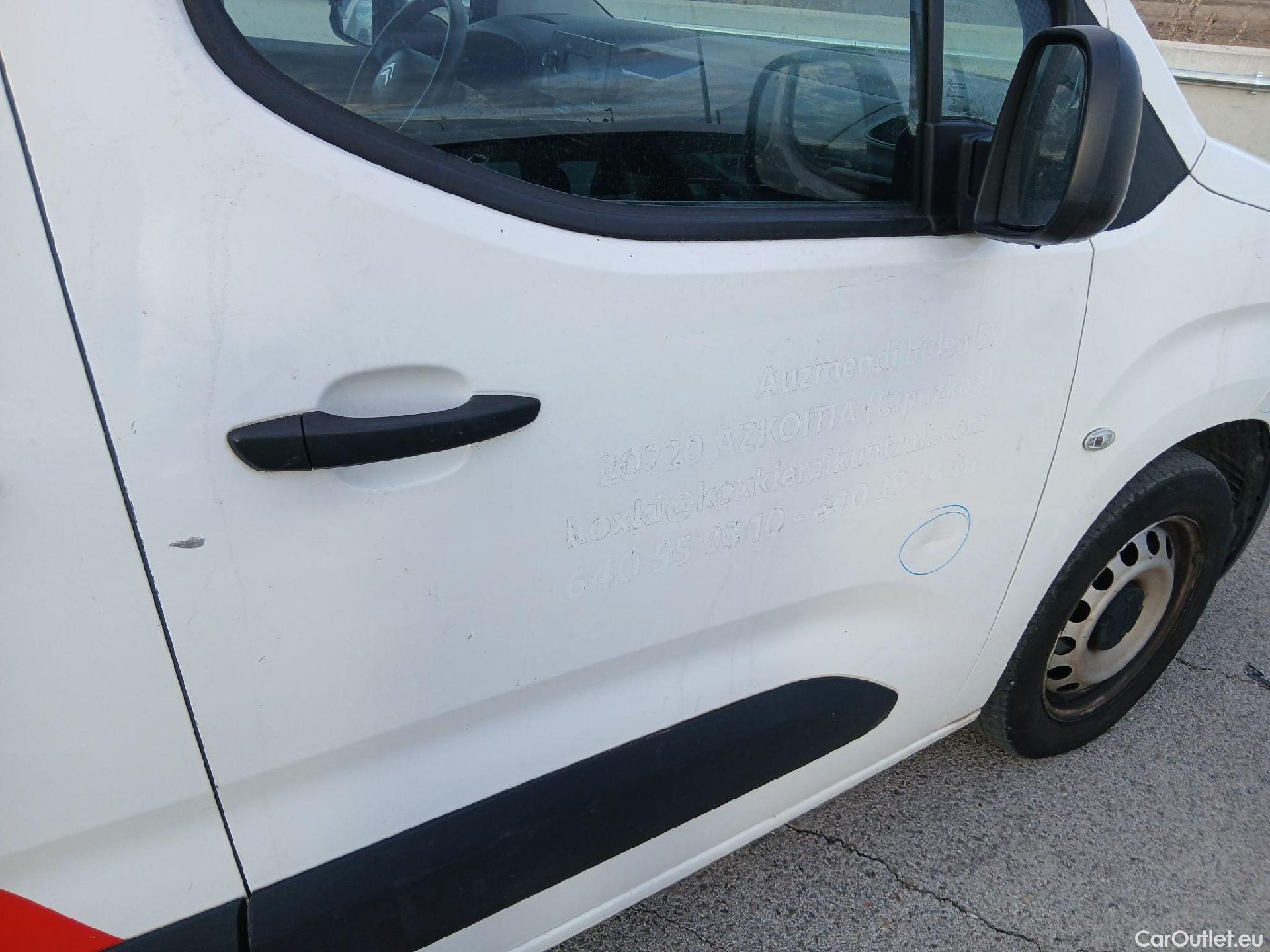  Citroen  Berlingo CITROEN  COMBI Talla M BlueHDi 100 S&S LIVE #38