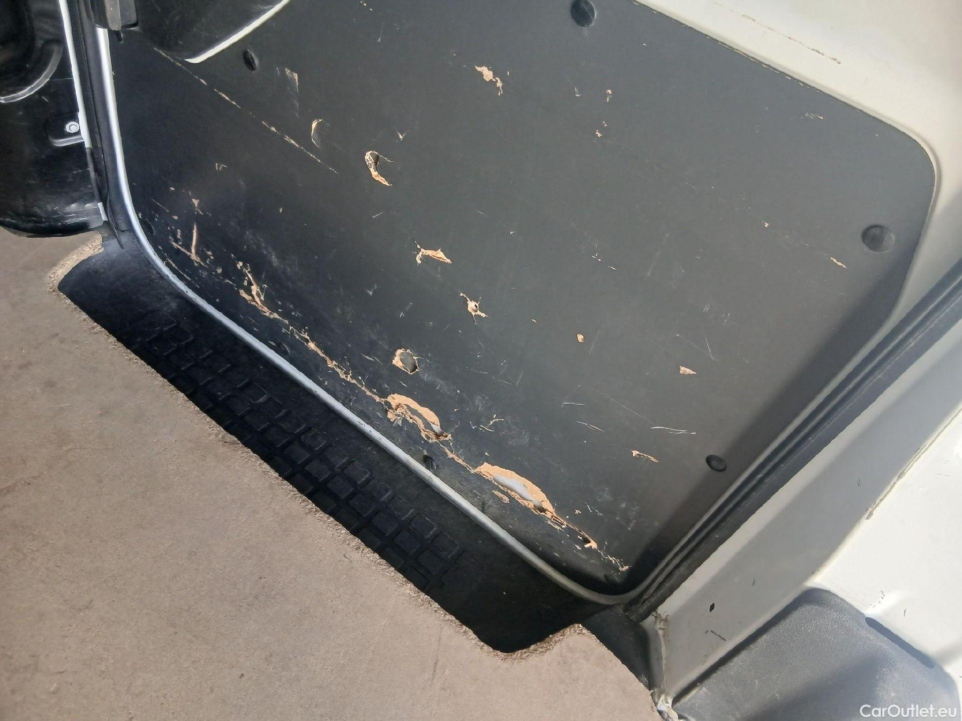  Opel  Vivaro OPEL  / 2019 / 4P / furgón 1.5 Diésel 74kW(100CV)M Std Exp #9