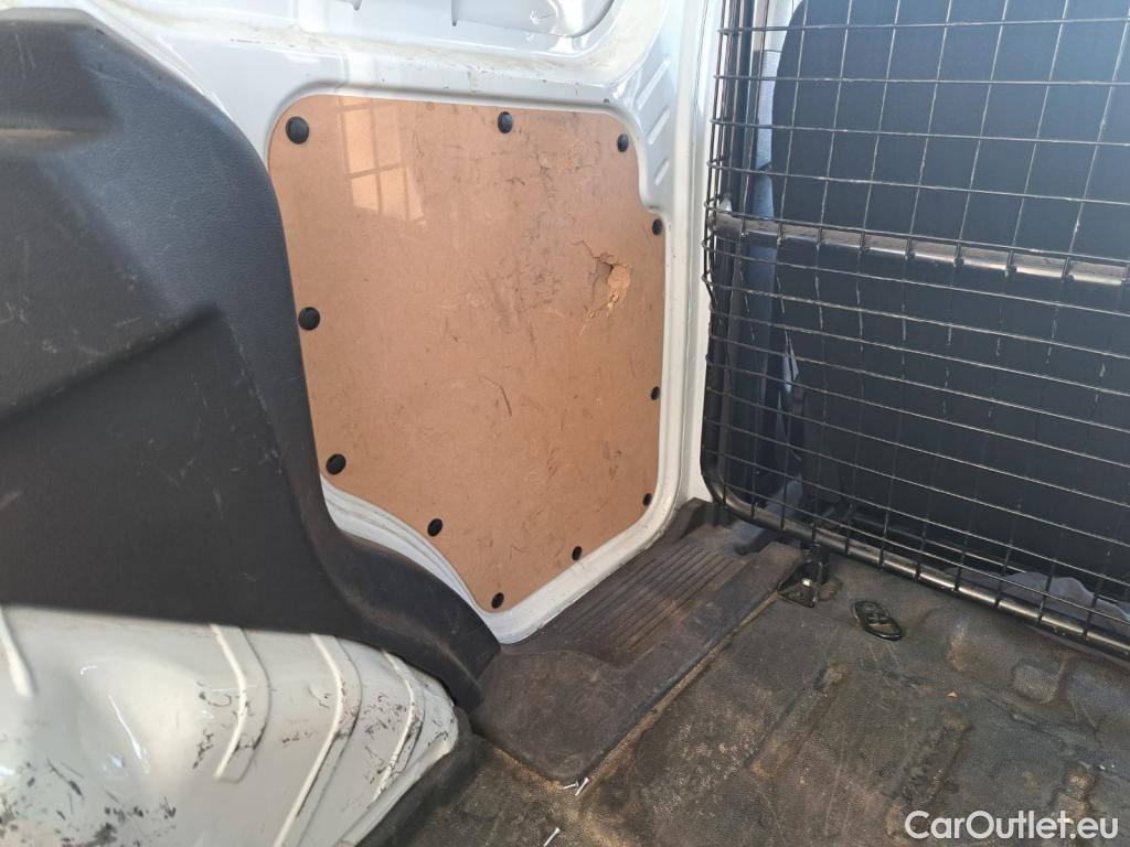  Ford  Transit  Courier Trend 1.5 TDCi 100CV MT6 E6d #18