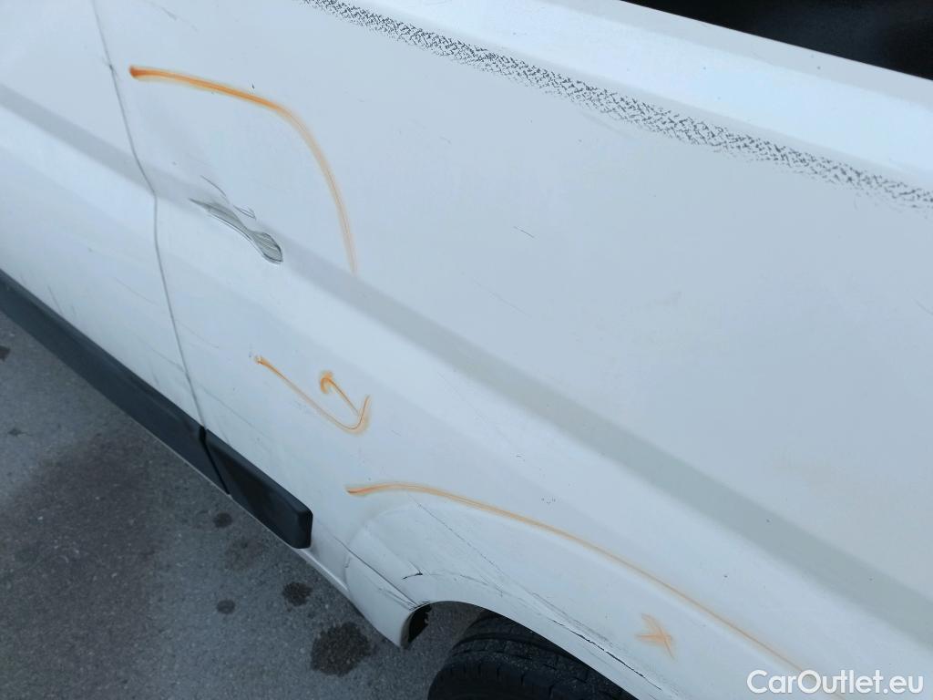  Fiat  Ducato FIAT  / 2014 / 4P / furgón 33 2.3 Multijet Furgón Medio Alto 96kW #7