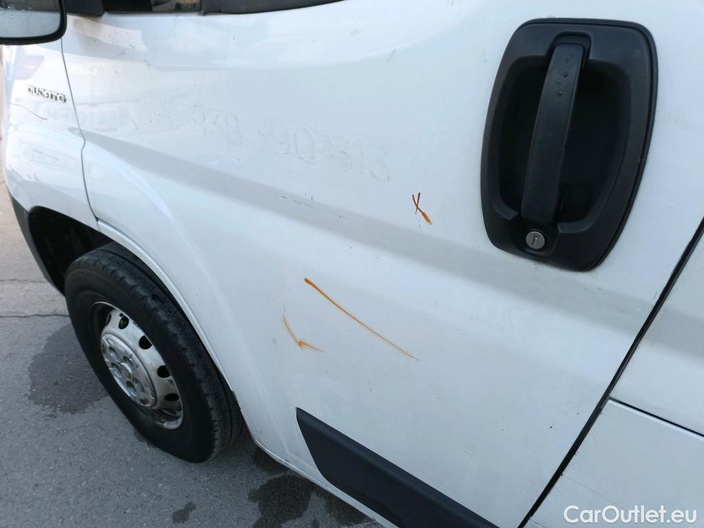  Fiat  Ducato FIAT  / 2014 / 4P / furgón 33 2.3 Multijet Furgón Medio Alto 96kW #42