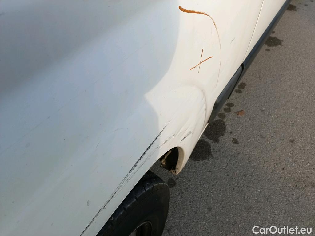  Fiat  Ducato FIAT  / 2014 / 4P / furgón 33 2.3 Multijet Furgón Medio Alto 96kW #16