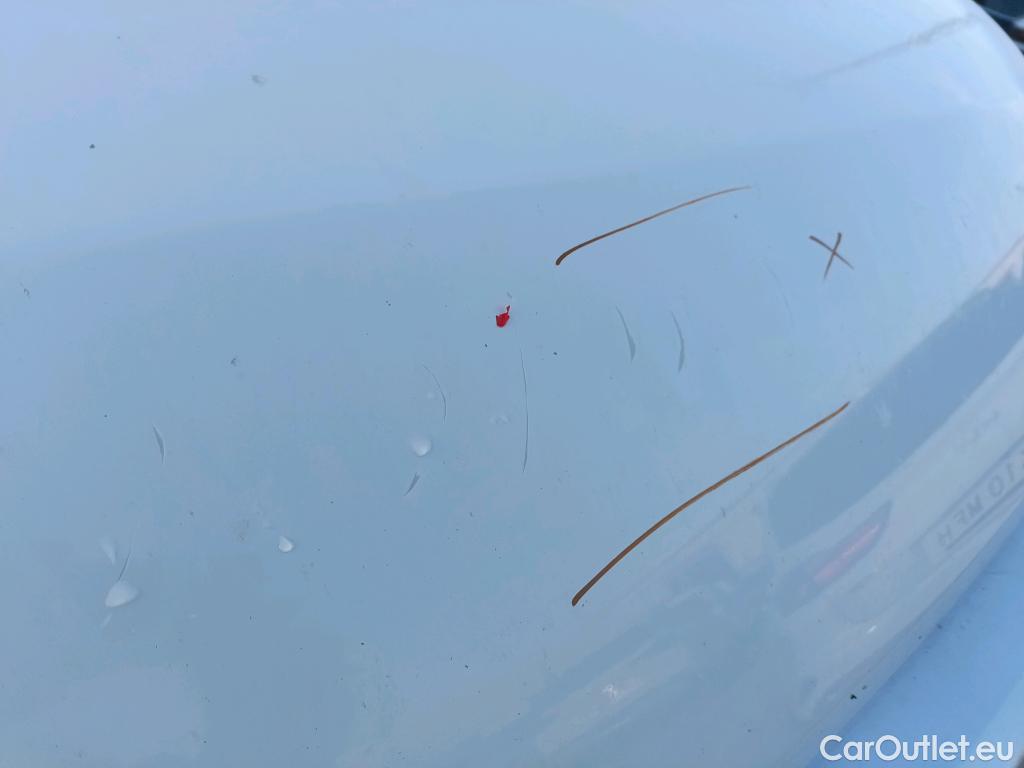  Fiat  Ducato FIAT  / 2014 / 4P / furgón 33 2.3 Multijet Furgón Medio Alto 96kW #39