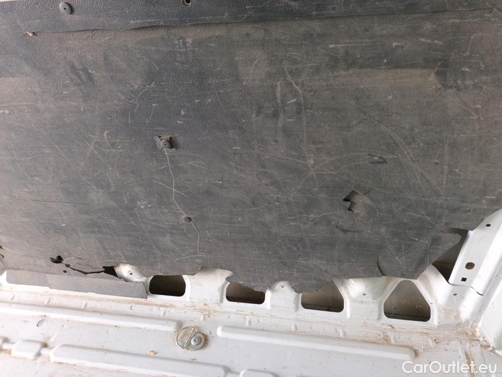  Fiat  Ducato FIAT  / 2014 / 4P / furgón 33 2.3 Multijet Furgón Medio Alto 96kW #9