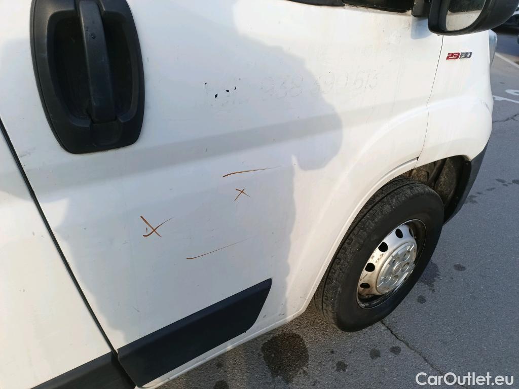  Fiat  Ducato FIAT  / 2014 / 4P / furgón 33 2.3 Multijet Furgón Medio Alto 96kW #44