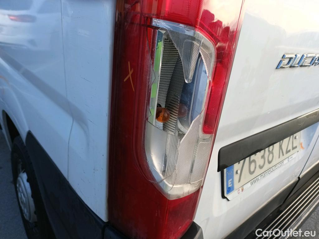  Fiat  Ducato FIAT  / 2014 / 4P / furgón 33 2.3 Multijet Furgón Medio Alto 96kW #11