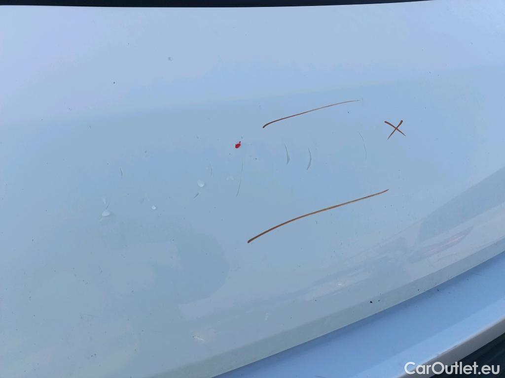  Fiat  Ducato FIAT  / 2014 / 4P / furgón 33 2.3 Multijet Furgón Medio Alto 96kW #38