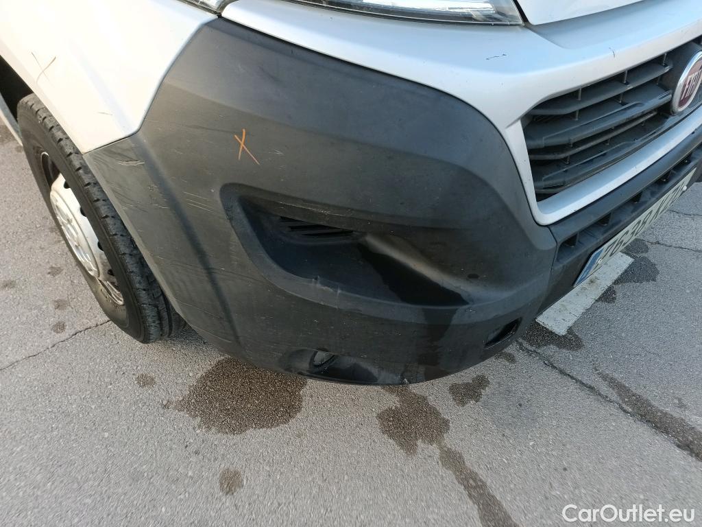  Fiat  Ducato FIAT  / 2014 / 4P / furgón 33 2.3 Multijet Furgón Medio Alto 96kW #52