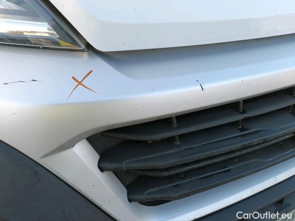  Fiat  Ducato FIAT  / 2014 / 4P / furgón 33 2.3 Multijet Furgón Medio Alto 96kW #57