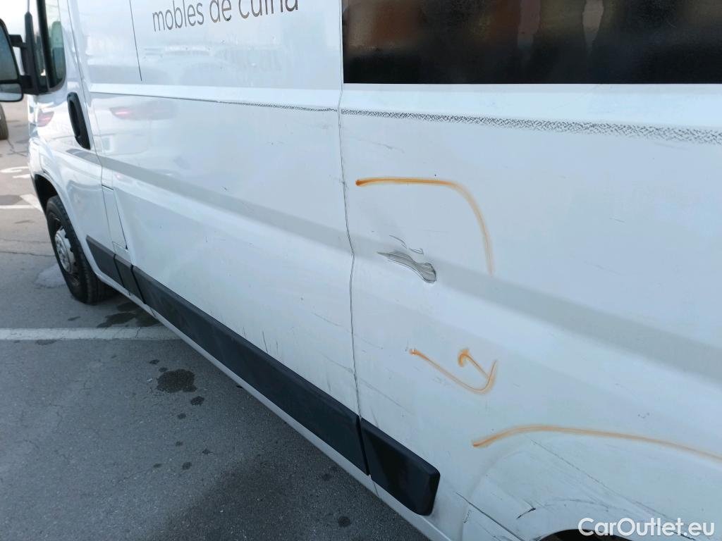  Fiat  Ducato FIAT  / 2014 / 4P / furgón 33 2.3 Multijet Furgón Medio Alto 96kW #5