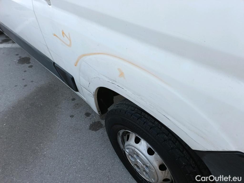  Fiat  Ducato FIAT  / 2014 / 4P / furgón 33 2.3 Multijet Furgón Medio Alto 96kW #6