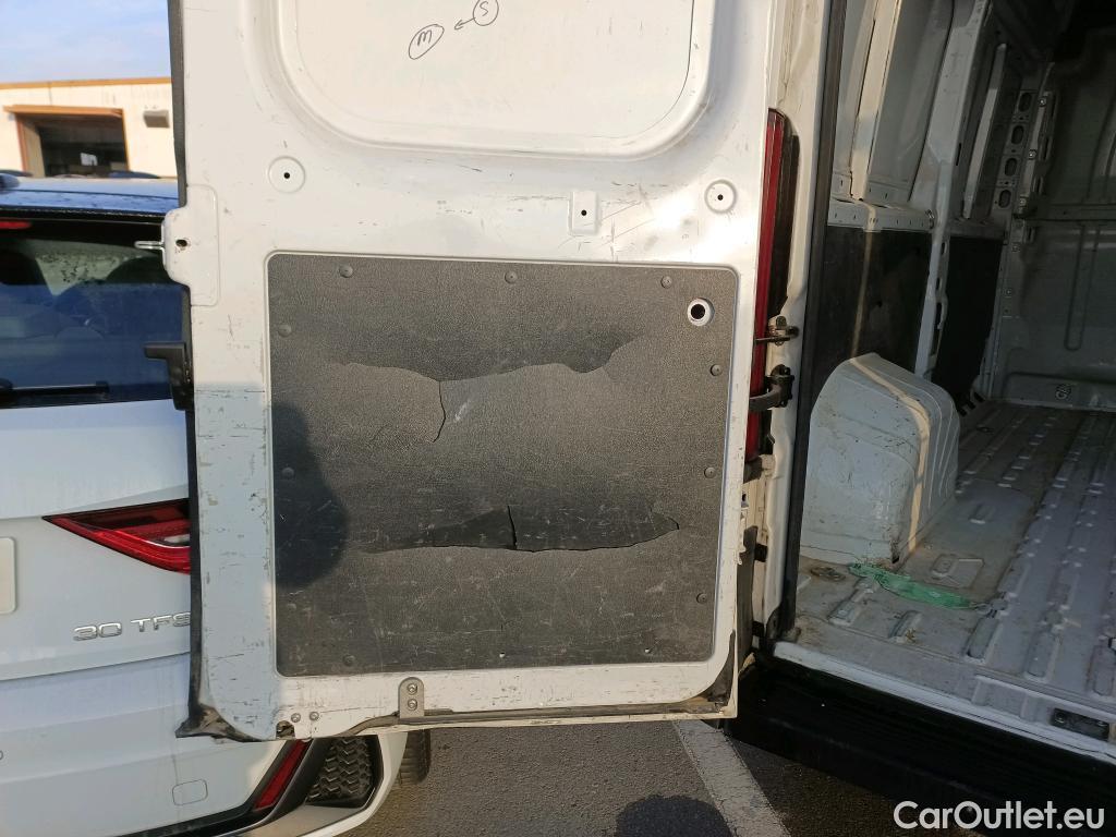  Fiat  Ducato FIAT  / 2014 / 4P / furgón 33 2.3 Multijet Furgón Medio Alto 96kW #17