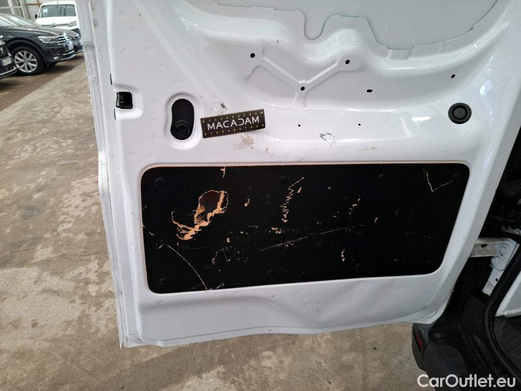  Renault  Kangoo RENAULT  / 2021 / 4P / Fourgonnette GD CONFORT - TCE 130 #3