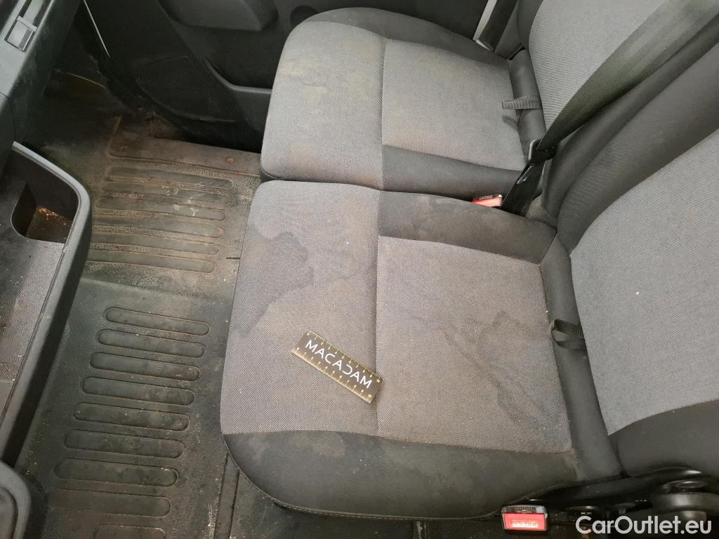  Renault  Master  III Fourgon L2H2 3 3 Grand Confort dCi 135CV BVM6 E6d #41