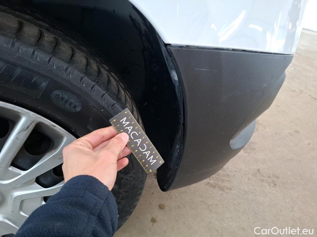  Toyota  Proace TOYOTA  City / 2019 / 4P / Fourgonnette 1.5 Medium 100 D-4D Business #14