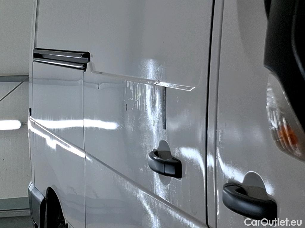  Renault  Master  III Fourgon L2H2 3 3 Grand Confort dCi 135CV BVM6 E6d #18