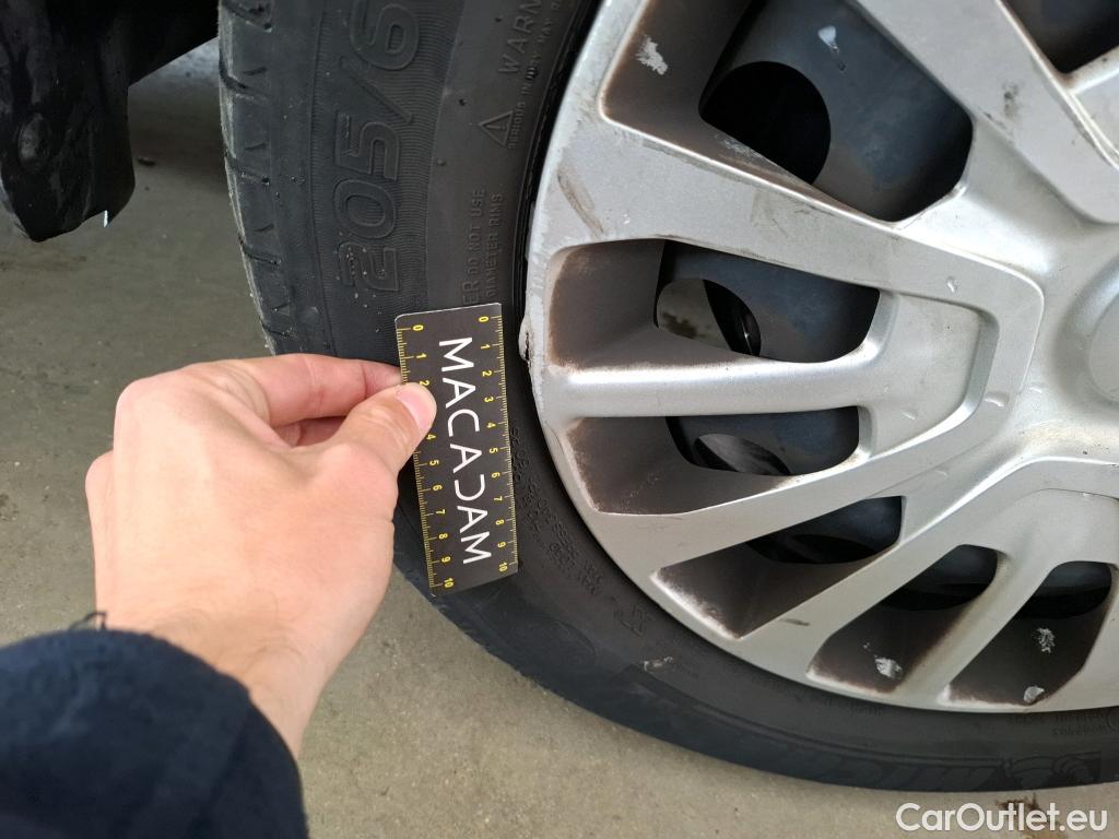  Toyota  Proace TOYOTA  City / 2019 / 4P / Fourgonnette 1.5 Medium 100 D-4D Business #10