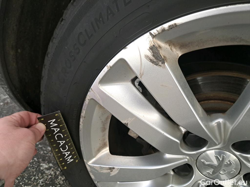  Peugeot  308  Active Business 1.5 HDi 130CV BVM6 E6d #43