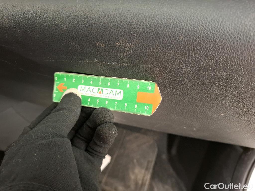  Renault  Trafic RENAULT  / 2014 / 4P / Fourgon tôlé FG GCFL1H1 1000 dCi95 Stop&Start E6 #15