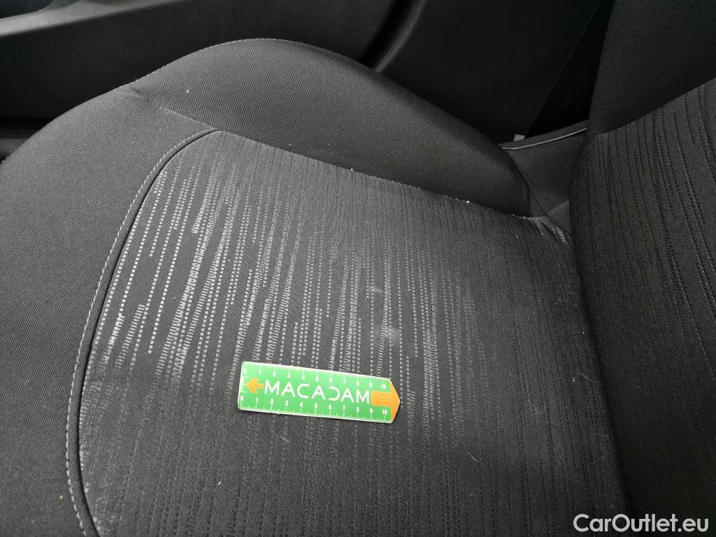  Peugeot  208  Affaire Premium Pack 1.5 HDi 100CV BVM5 E6dT #1