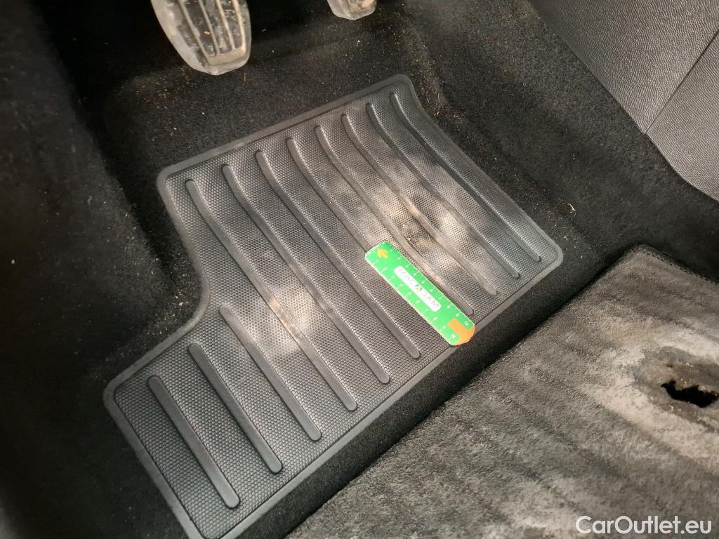  Peugeot  208  Active Business 1.5 HDi 100CV BVM6 E6d #16