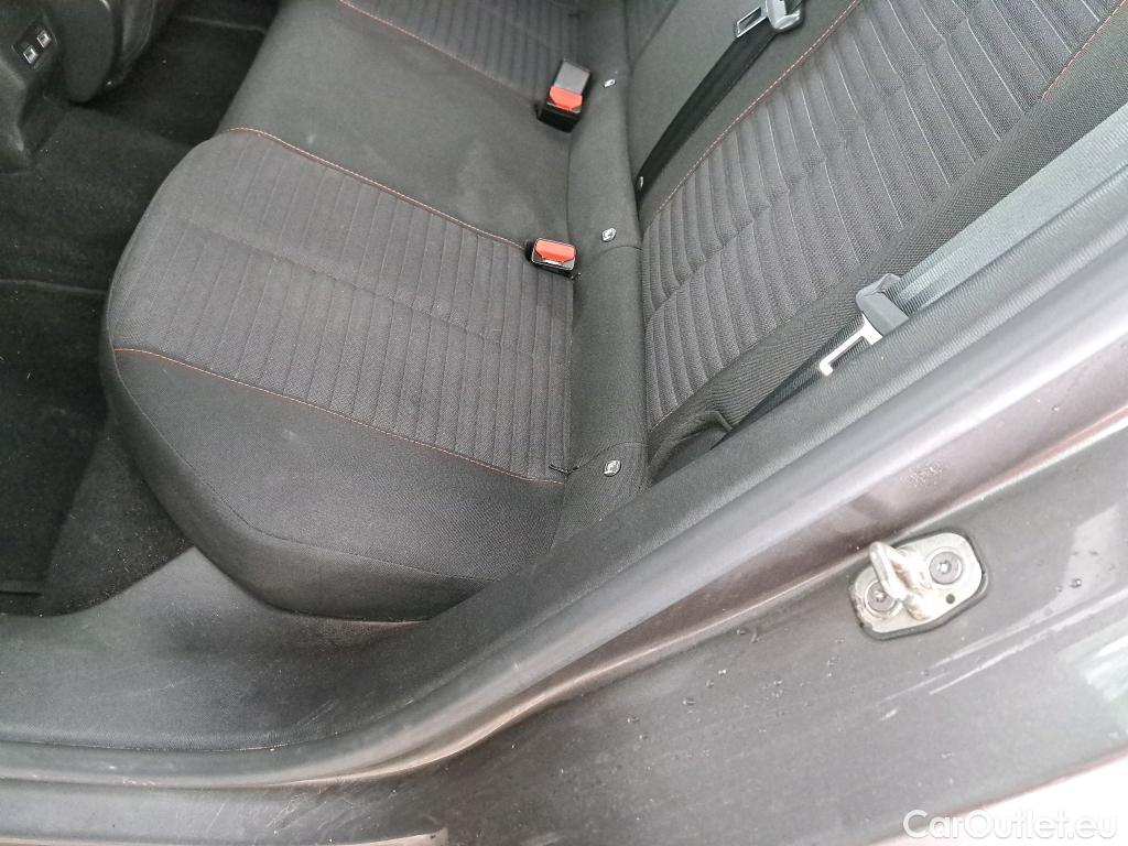  Peugeot  2008  Active Business 1.2 PureTech 130CV BVA8 E6d #18