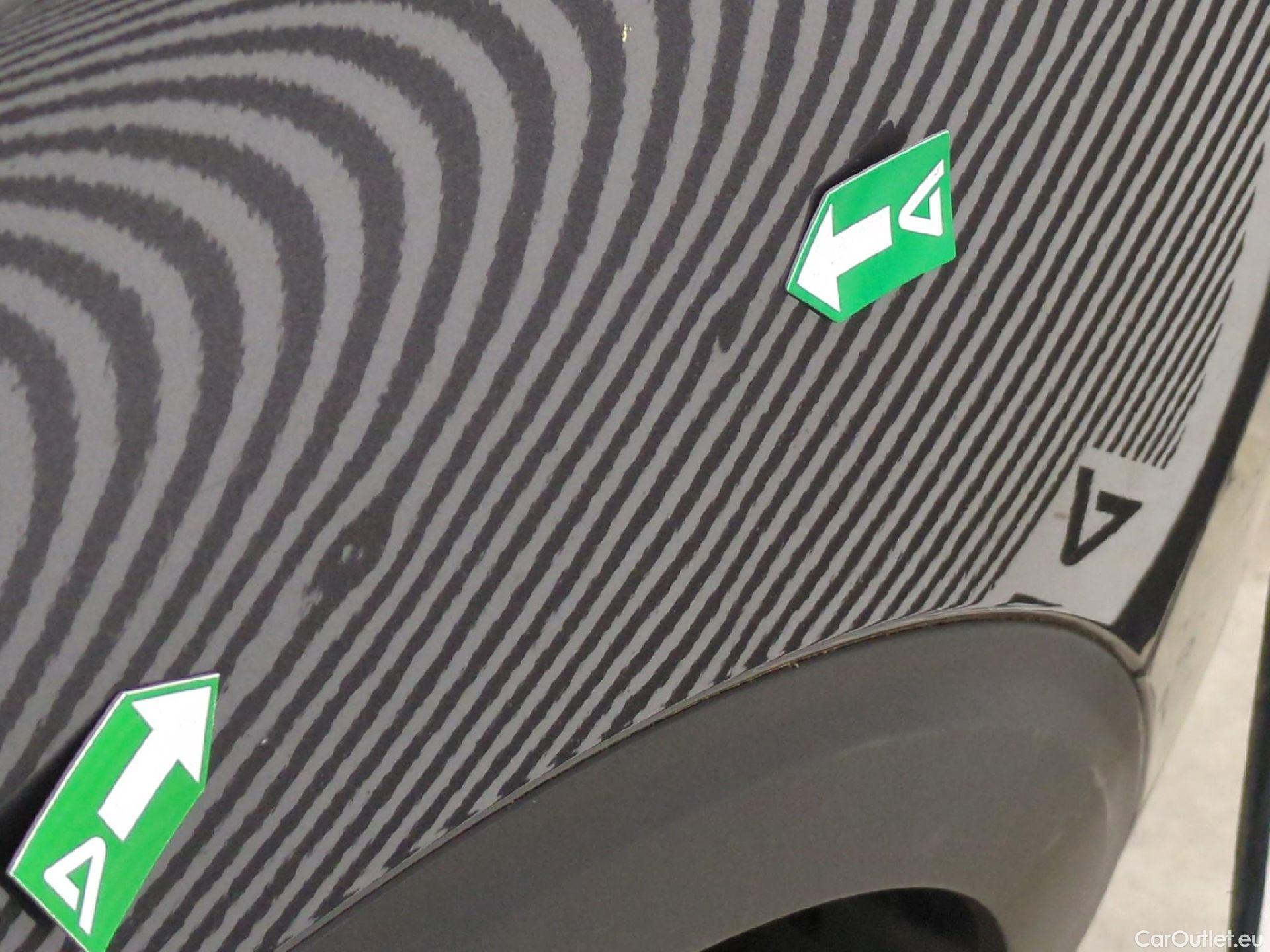  Peugeot  5008  Allure Pack 1.5 HDi 130CV BVA8 7 Sieges E6d #61