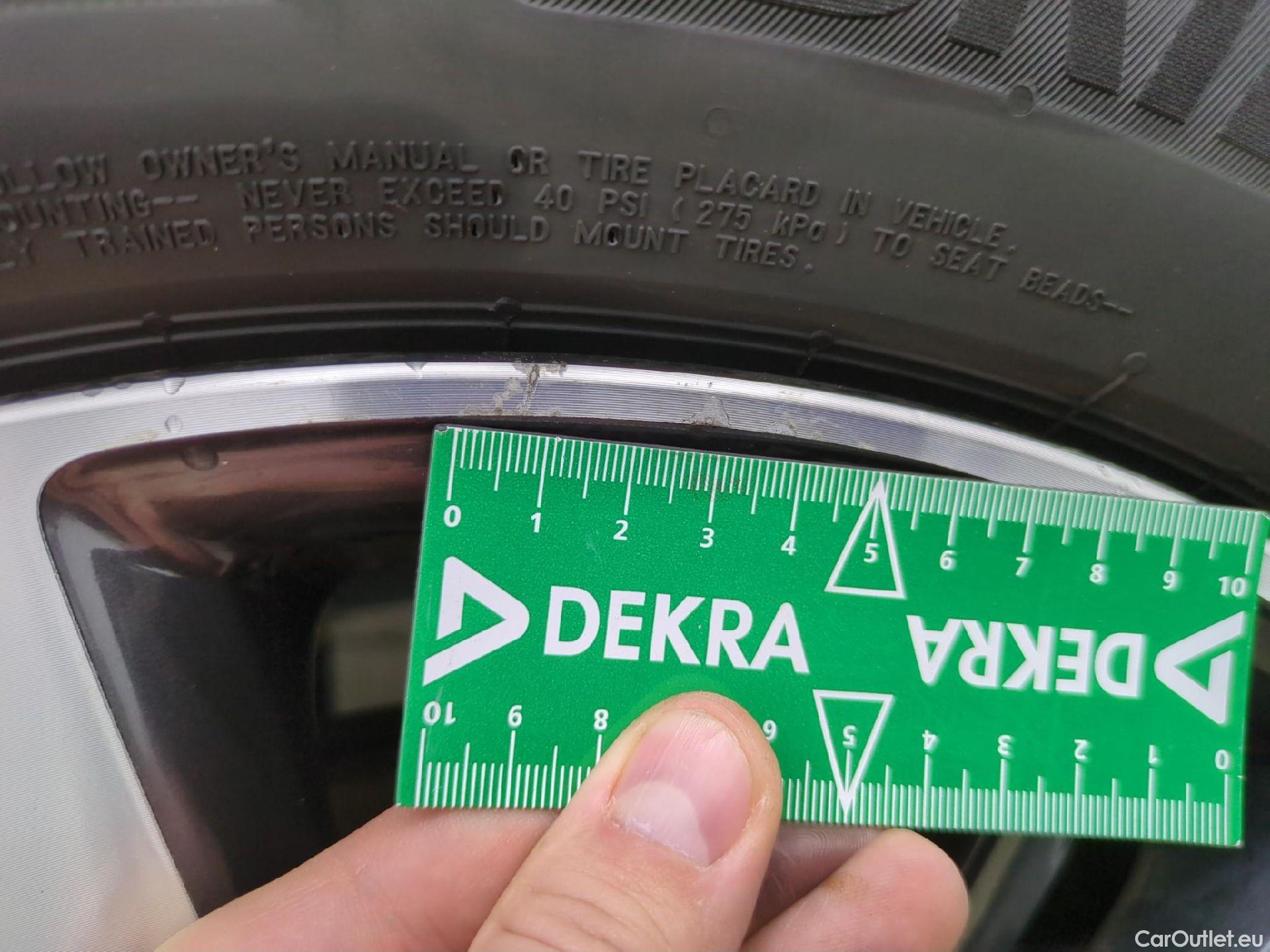  Peugeot  5008  Allure Pack 1.5 HDi 130CV BVA8 7 Sieges E6d #33