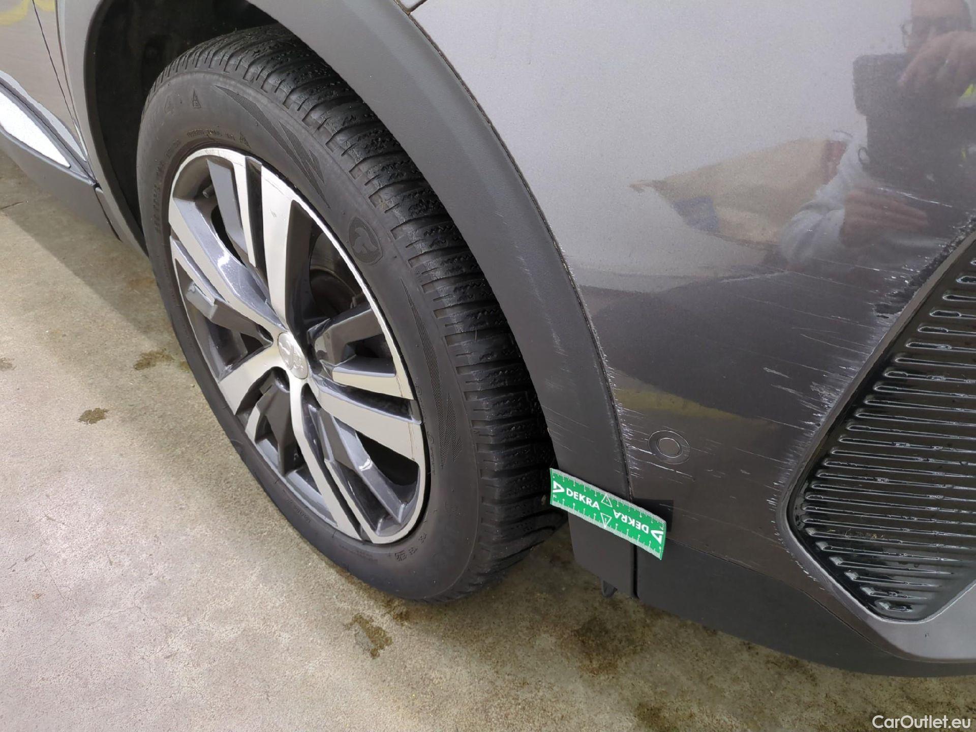  Peugeot  5008  Allure Pack 1.5 HDi 130CV BVA8 7 Sieges E6d #53