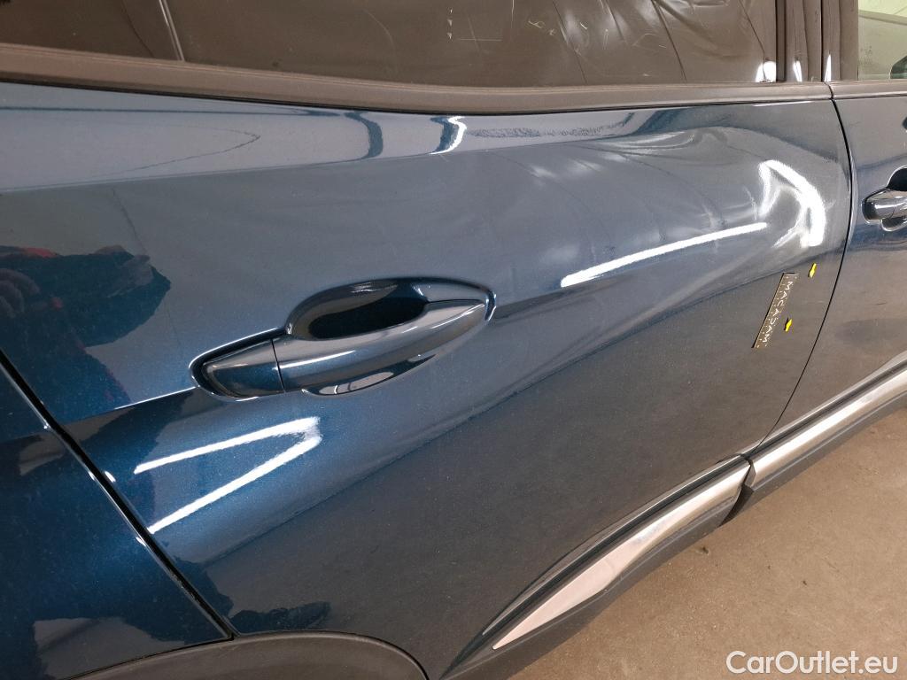  Peugeot  3008 PEUGEOT  / 2020 / 5P / SUV 1.6 HYBRID 225 E-EAT8 Allure Pack #6