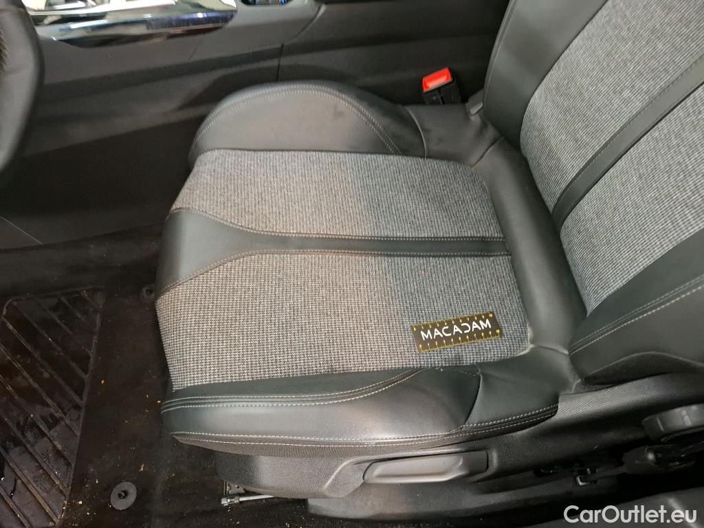  Peugeot  3008 PEUGEOT  / 2016 / 5P / SUV BlueHDi 130 S&S EAT8 ALLURE BUSINESS #5