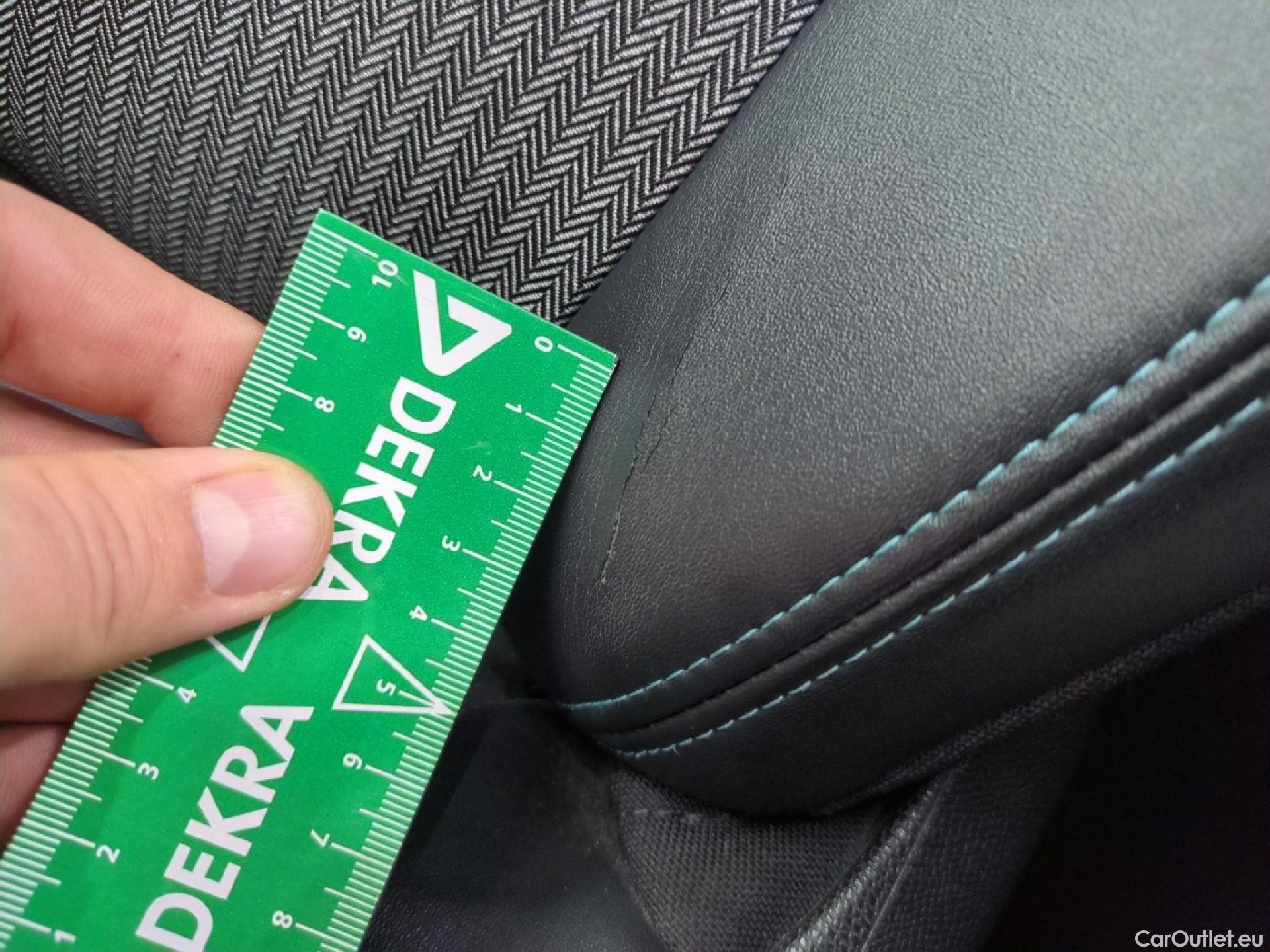  Peugeot  5008  Allure Pack 1.5 HDi 130CV BVA8 7 Sieges E6d #15